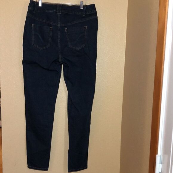 Lane Bryant Skinny Jeans in dark blue wash 14 tall - Picture 2 of 8
